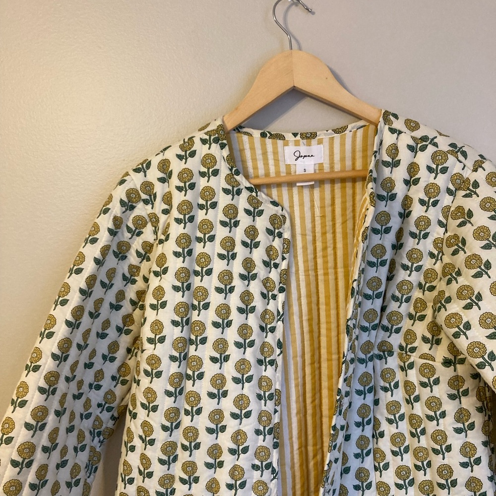 Japna Floral quilted jacket - Cream and Yellow - Picture 7 of 7